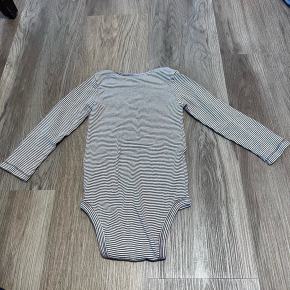 Carter's Long Sleeved Onesie with Dinosaur - Picture 2 of 2